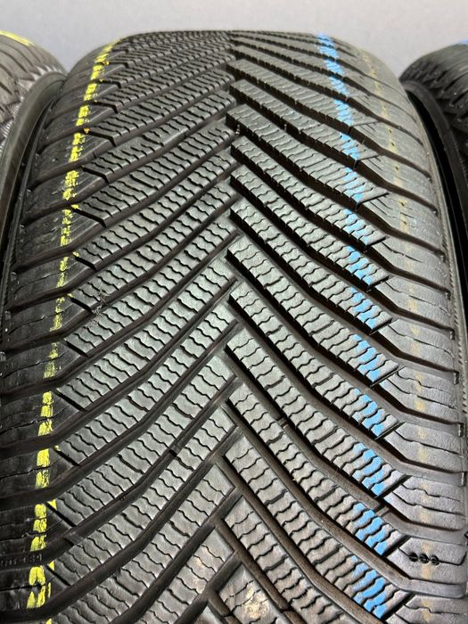 Шины БУ 215 55 R 18 Michelin Alpin 7 Зима Комплект резина