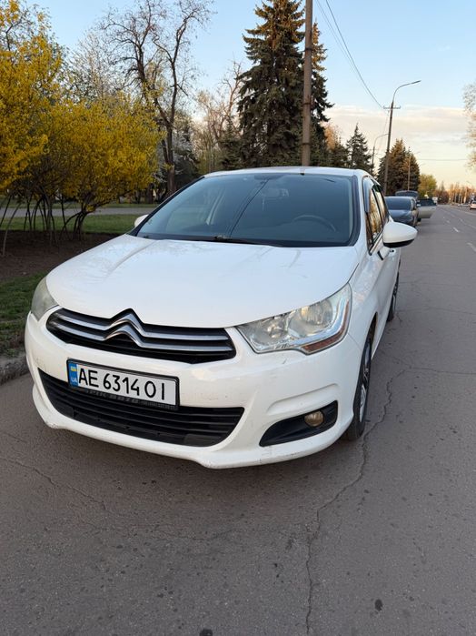 Авто Citroën C4 2011