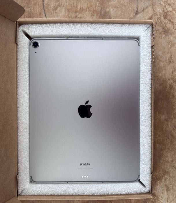 iPad Air 6 – 13” – M2 – 512GB – Wi-Fi + 5G – Excellent Opportunity64168949180291120
