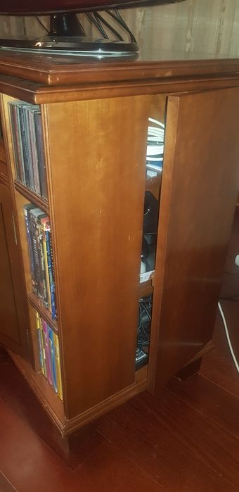 Móvel TV em cerejeira