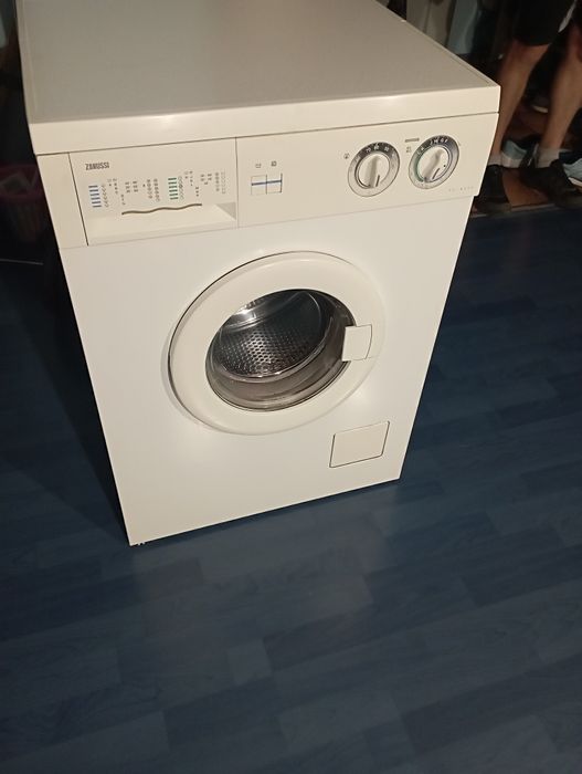 Пральна машинка Zanussi FL 622C
