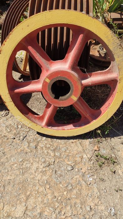 Продам шкивы большой выбор.