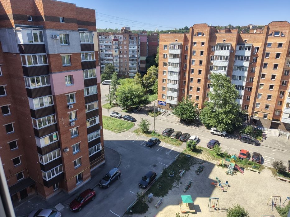 Однокімнатна квартира в новобудові.Поділ