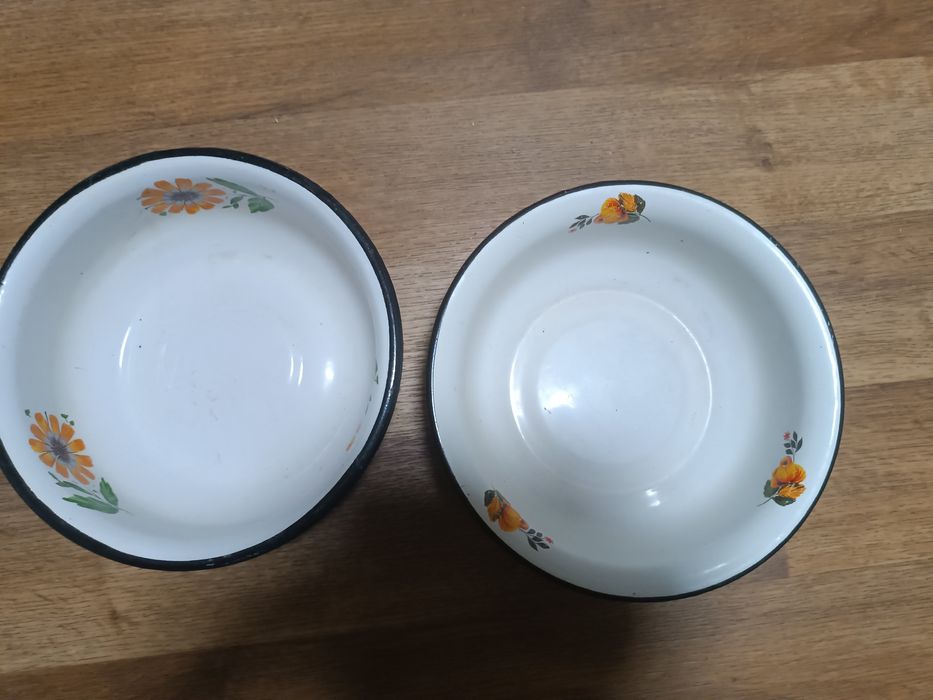 Посуда эмалированная с двойным слоем эмали.