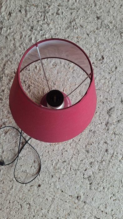 Candeeiro Usado cor de vinho