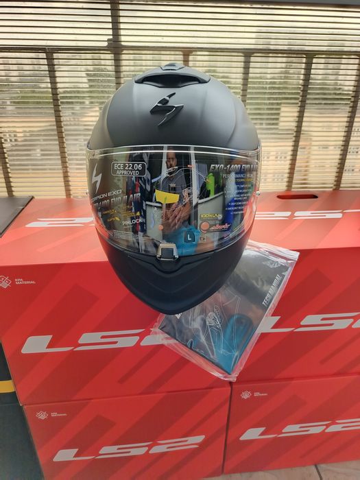 Kask motocyklowy Scorpion EXO-1400 EVO II AIR MATT BLACK SOLID.