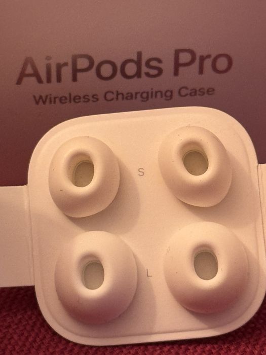 AirPods Pro  Амбушюры  оригинальный комлект.