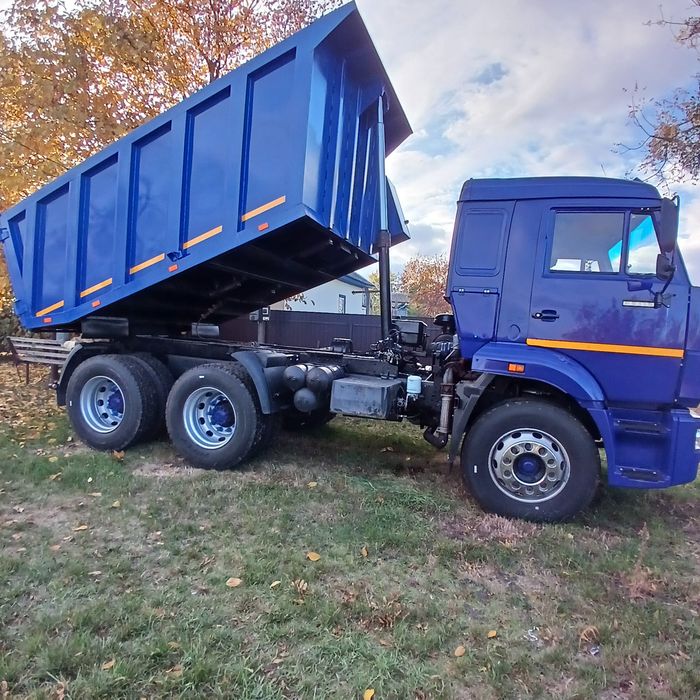 Вантажні автомобілі