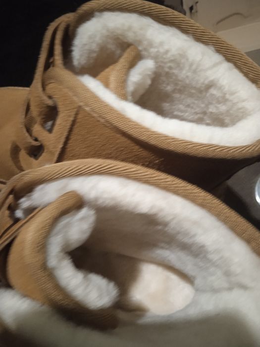 Продам зимние теплые уги