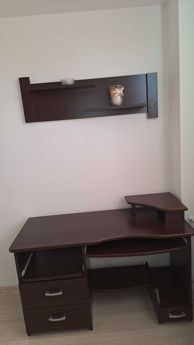 Biurko + półka ścienna + FOTEL GRATIS!