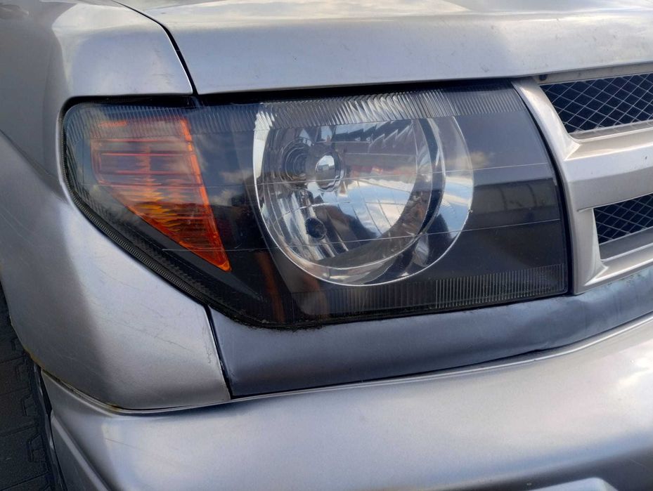 lampa przód przednia prawa lewa Mitsubishi Pajero Pinin, części