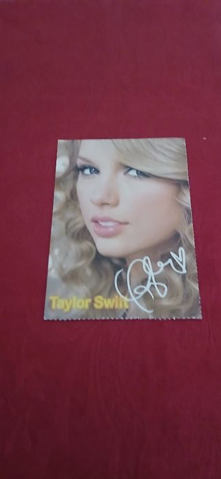 Postal Taylor Swift, novo