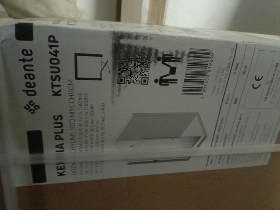 Drzwi prysznicowe uchylne Deante KERRIA PLUS KTSU 041P 90 cm chrom