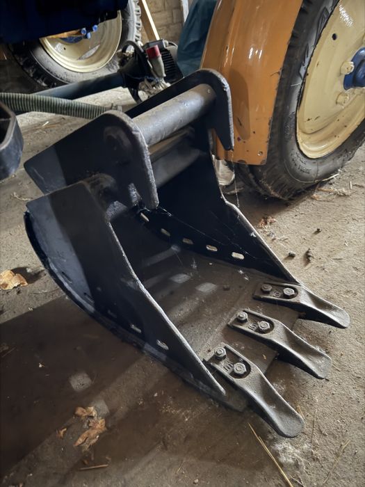 Sprzedam minikoparka jcb 8016