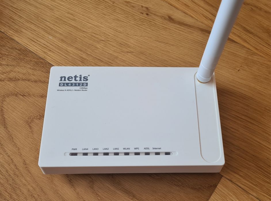 Router Netis DL4312D