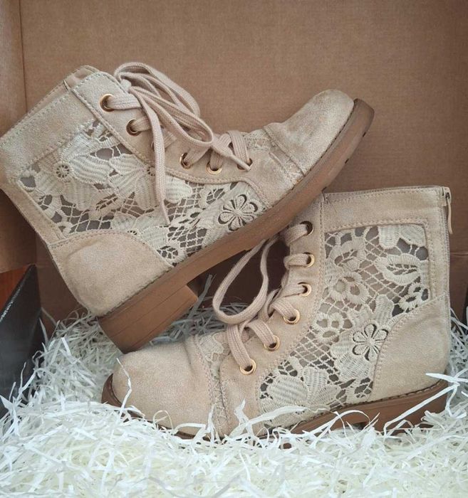 Botki DeeZee rozmiar 37 stan bardzo dobry