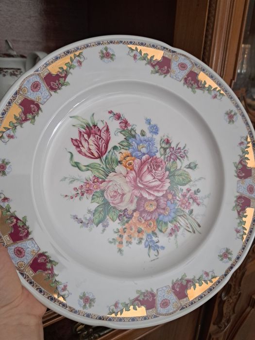 Bule e prato bolo em porcelena vizavi ( tipo limoges)