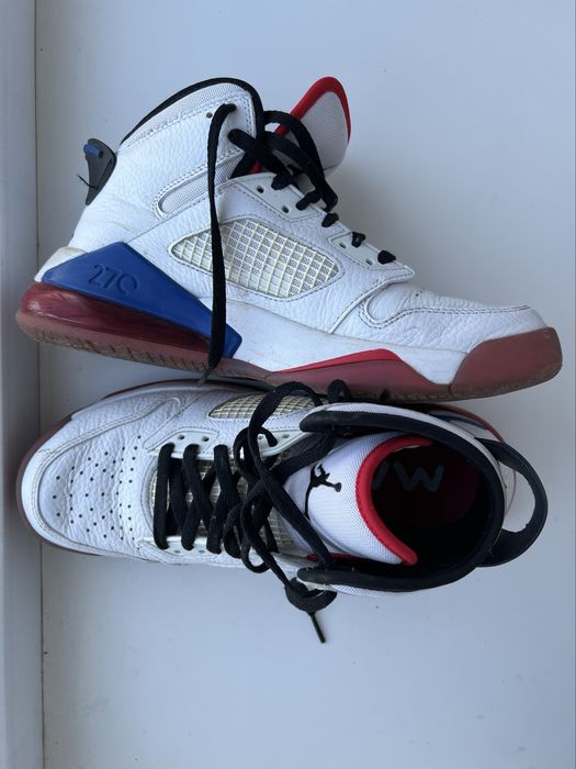 Jordan Mars 270 кросівки