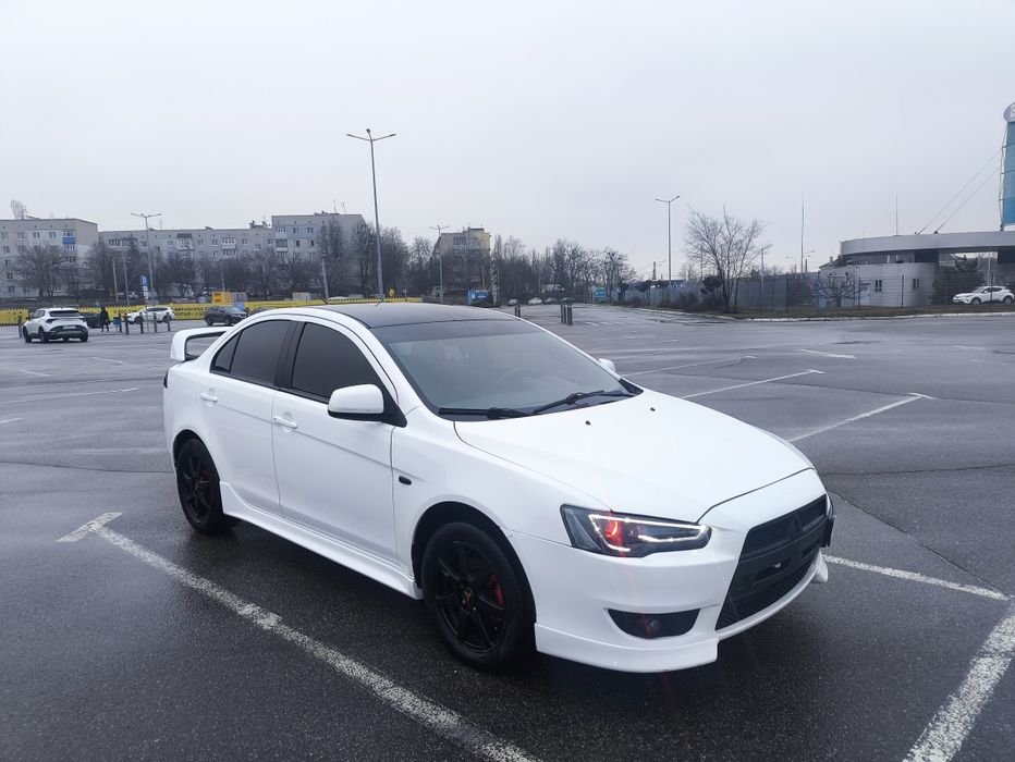 Mitsubishi Lancer X ( Ланцер 10)