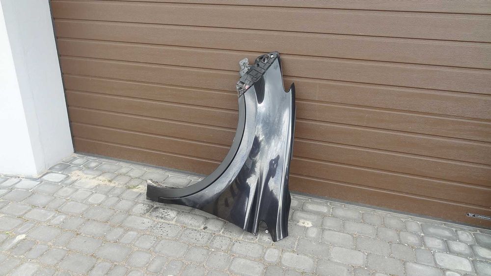 Toyota rav4 IV 12- listwa ślizg błotnik przód lewy komplet kol 209