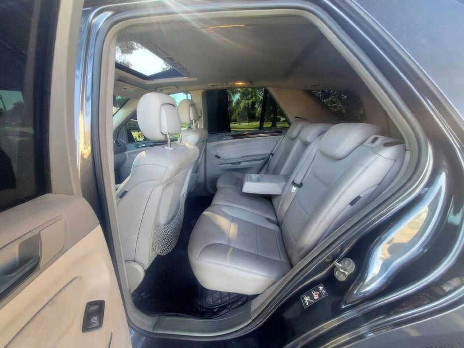 Mercedes-Benz M-Class ML 350 4MATIC      2011