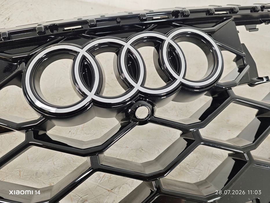 audi rsq8 lift 24- grill atrapa chłodnicy 4m8853651cb