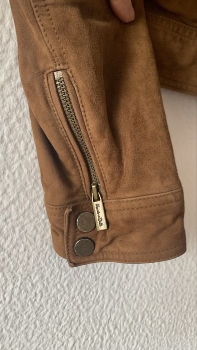 Casaco camel em camurça Massimo Dutti