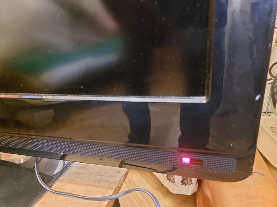 Телевізор PHILIPS 42PFL3604 на запчастини, або для відновлення. Ціла робоча матриця T420HW04,  T315XW0.