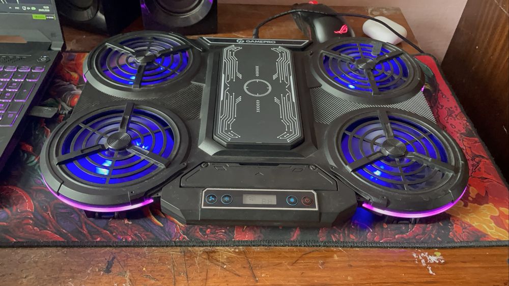 ігрова підставка для ноутбука gamepro cp1450
