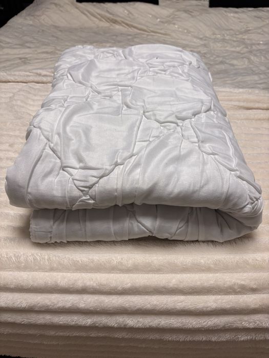Kołdra 140x200 w dobrym stanie
