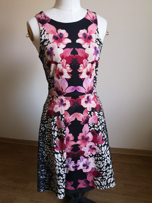 H&M sukienka elastyczna boho kwiaty czarna etno h 36 S cętki