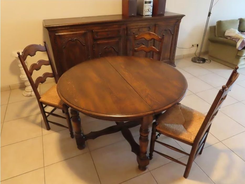 Stół  rozkładany , jadalnia