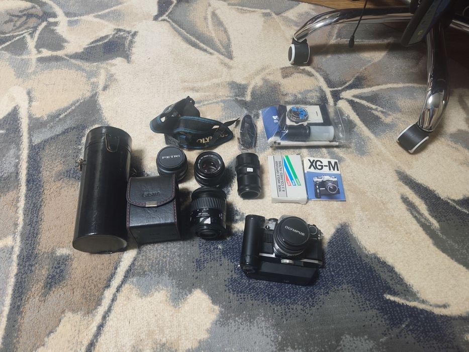Фотоапарат плівковий  Olympus om 10 та об'єктиви