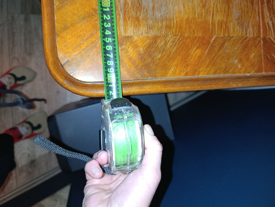 Biurko antyczne, zgrabne.