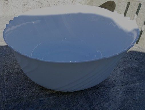 Peça em porcelana para frutos, saladas, etc. como nova