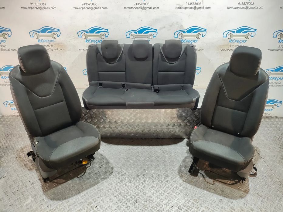 Conjunto Bancos Tecido Renault Clio IV 4