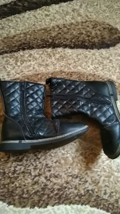 Сапожки осінні на дівчинку