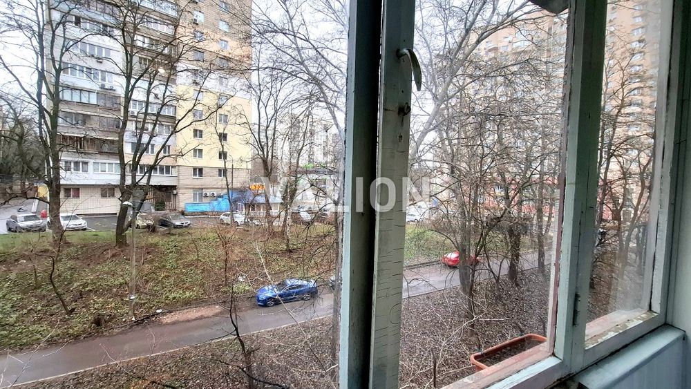 Продаж 1-кімн. квартири вул. Липківського (Урицького), метро Вокзальна