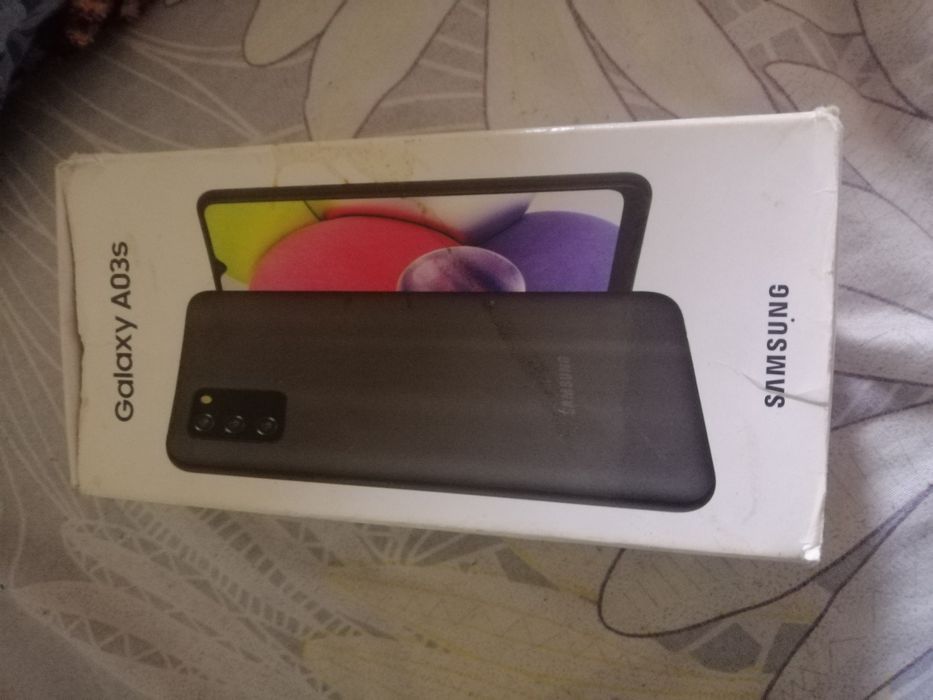 Продам телефон самсунг
