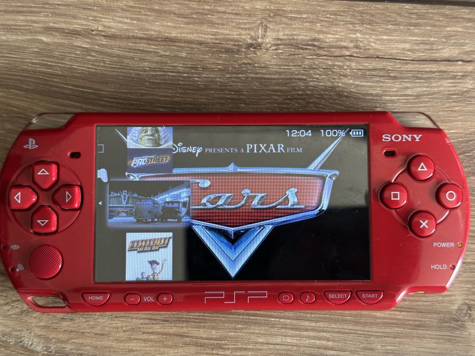 Продам PSP 2000 64gb