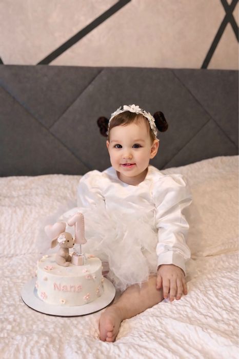 Дорога, якісна дитяча сукні (одягали 1 раз)