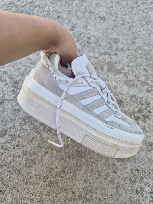 Ténis Adidas x Ivy Park