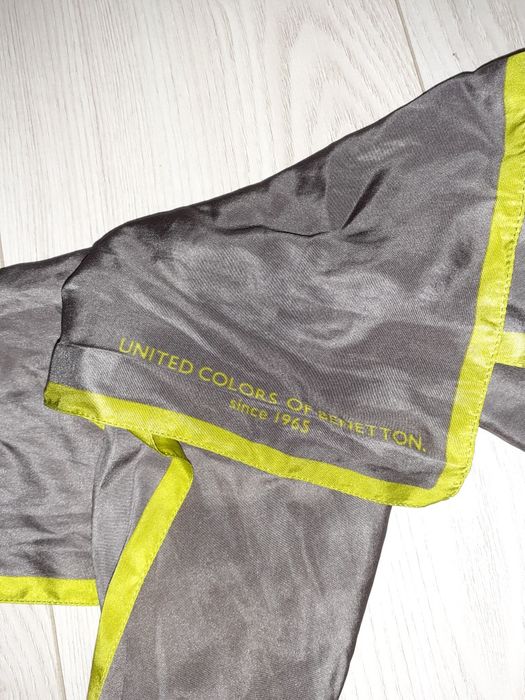 Benetton chusta apaszka 50x50