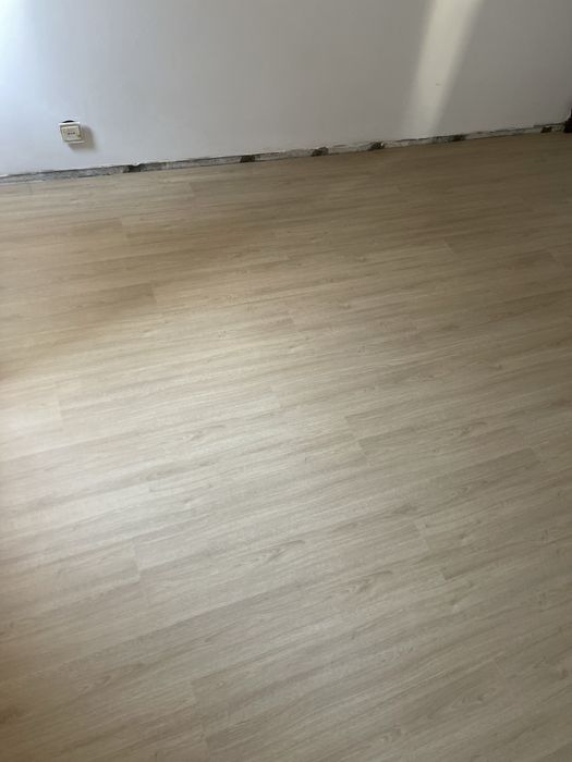 Aplicação de Chão Flutuante
