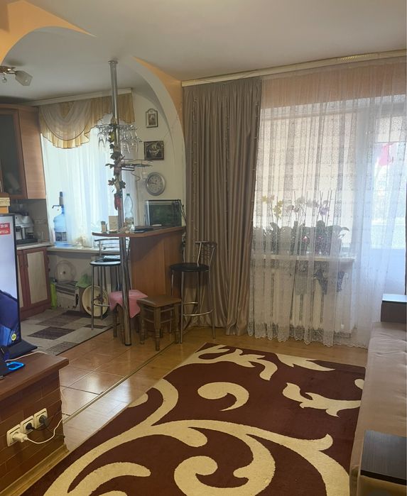 Двокімнатна по Відінській