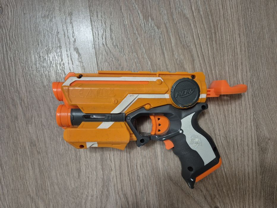 Nerf колекція зброї, оригінал.