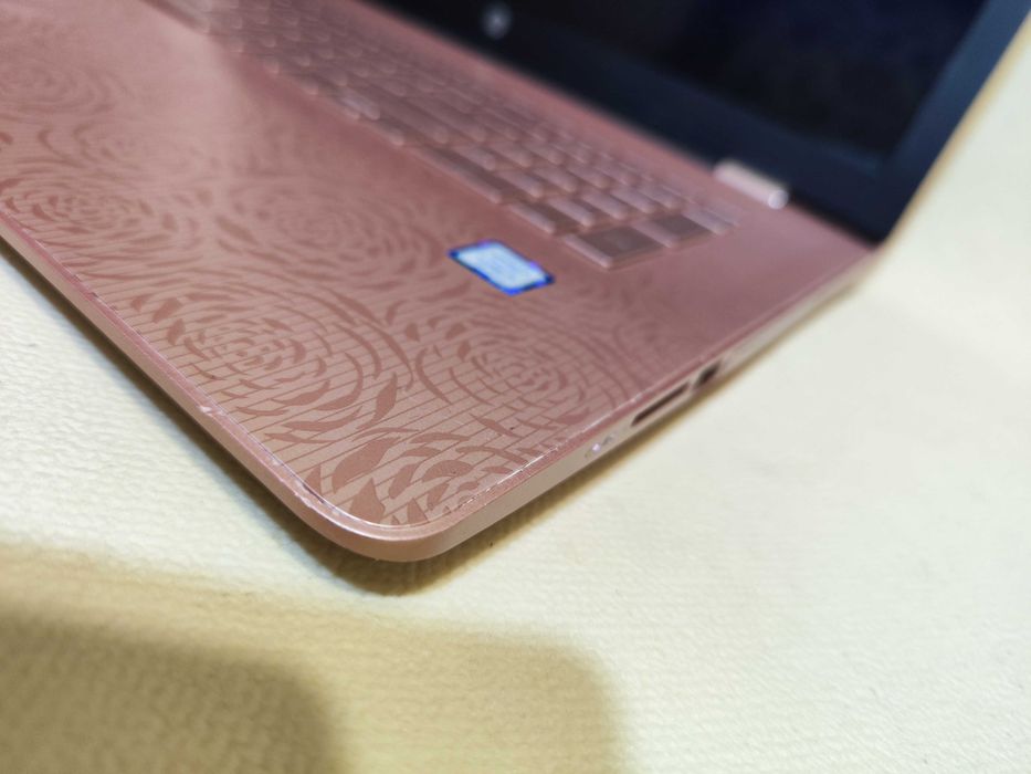 Ноутбук HP 17-bs020cy 17,3 Core i5/8Gb/256 SSD/Web/Сенсорный