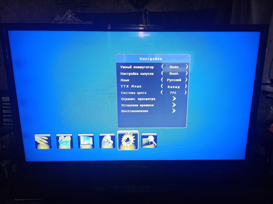 Телевізор Thomson 32B2600