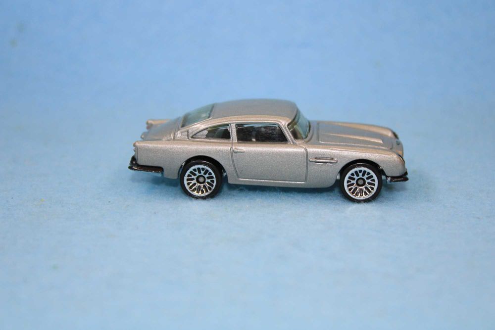 Miniatura Hot Wheels 1963 Aston Martin DB5