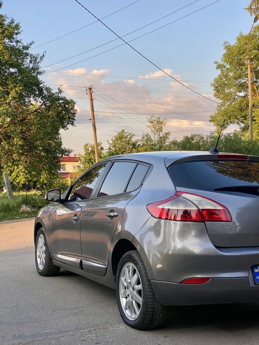 Рено меган 1,5 TDI k9k 2010 рік